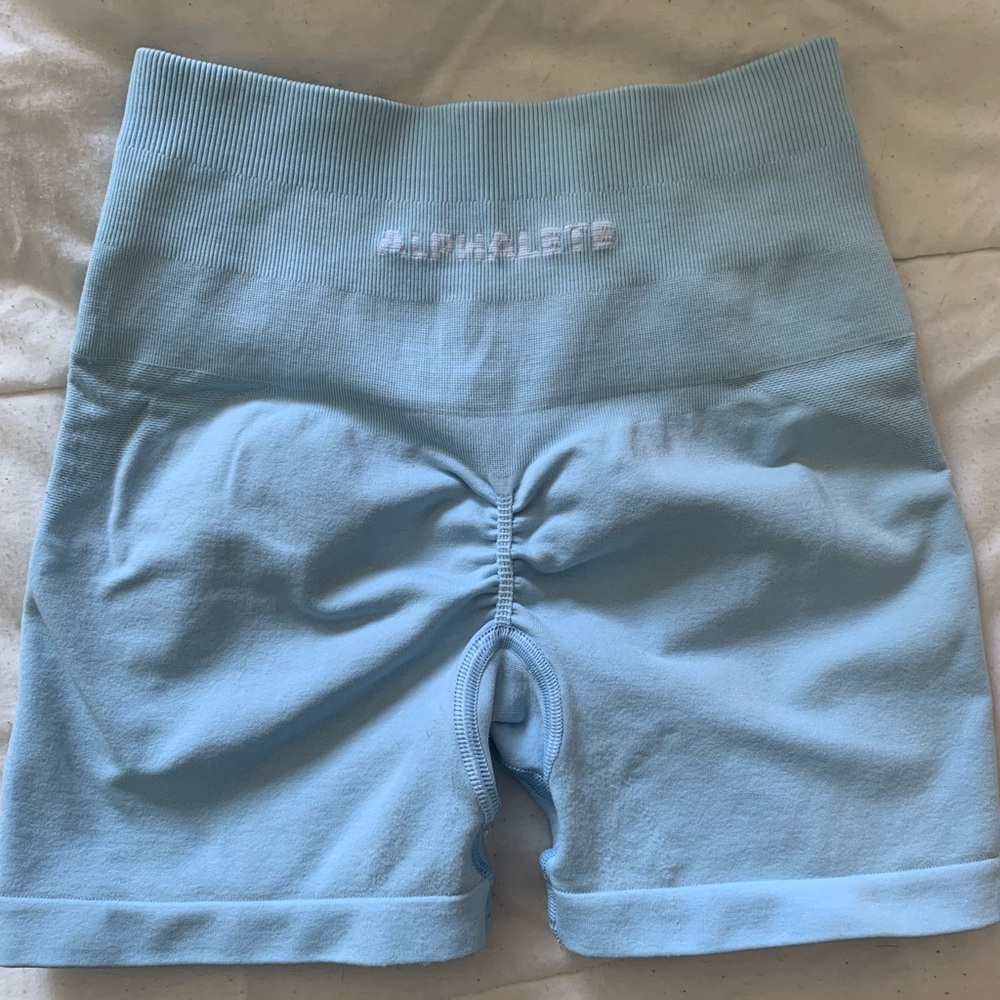 Alphalete Amplify shorts